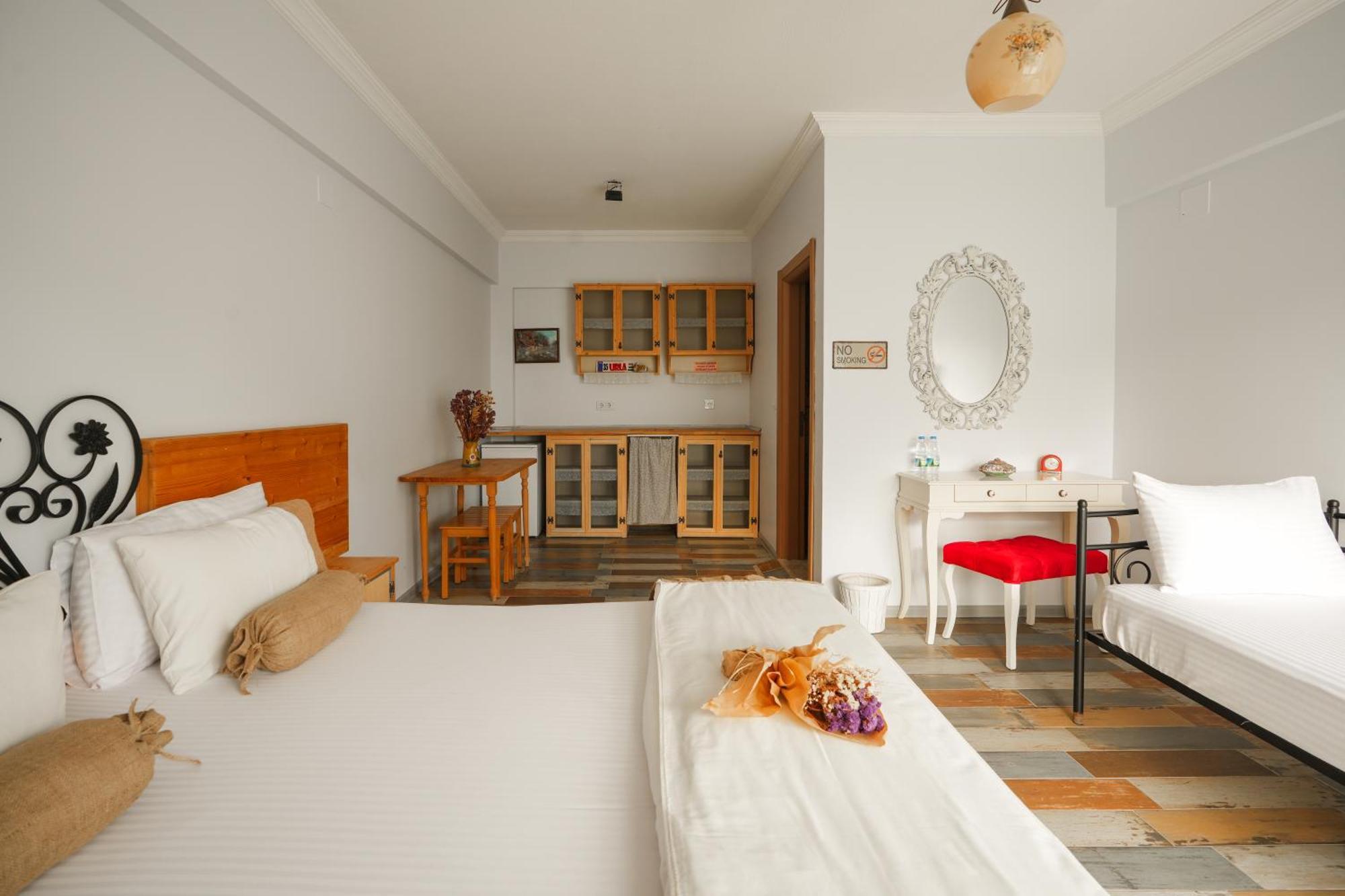 La Vida Otel 乌尔拉 外观 照片