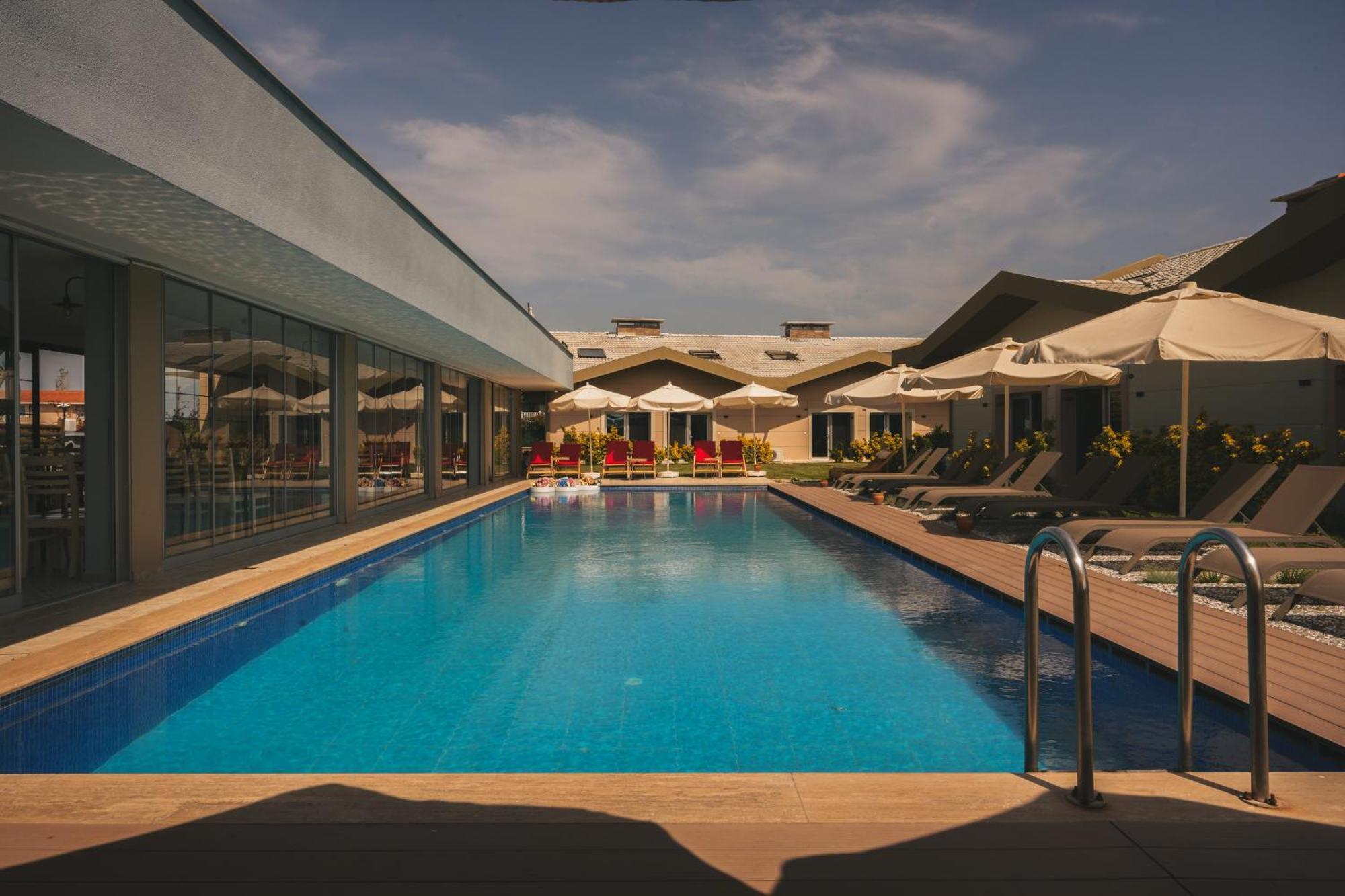 La Vida Otel 乌尔拉 外观 照片